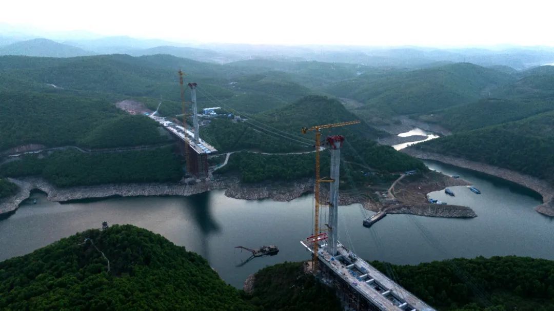 预计年底建成通车!豫鄂将再添一条快速通道 预计年底建成通车!豫鄂将再添一条快速通道