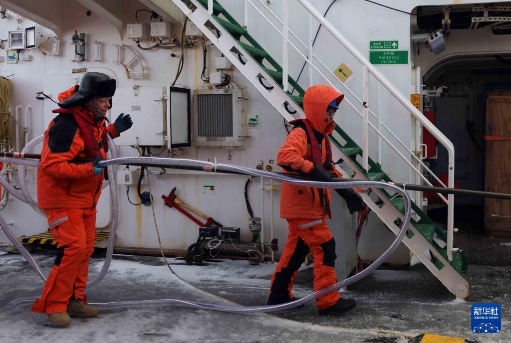 第41次南极考察|“雪龙2”号完成南大洋秋季科考任务 第41次南极考察|“雪龙2”号完成南大洋秋季科考任务