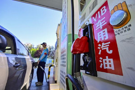 别着急加油！油价今晚大幅下调