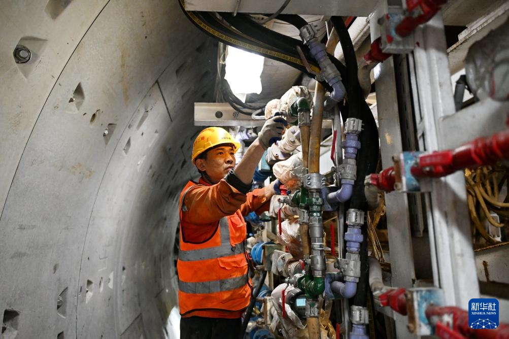 石家庄市城市轨道交通5号线加紧建设
