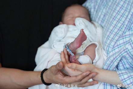 张檬晒照官宣生子 张檬晒照官宣生子