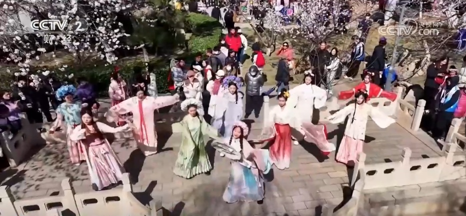 5.4%，数据彰显信心！投资、消费支撑中国经济持续发展