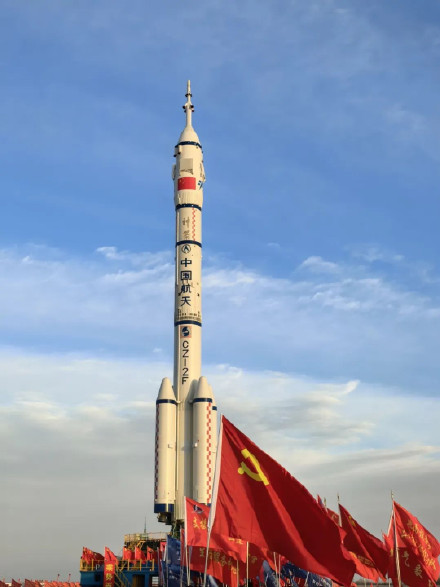 神二十近日择机发射