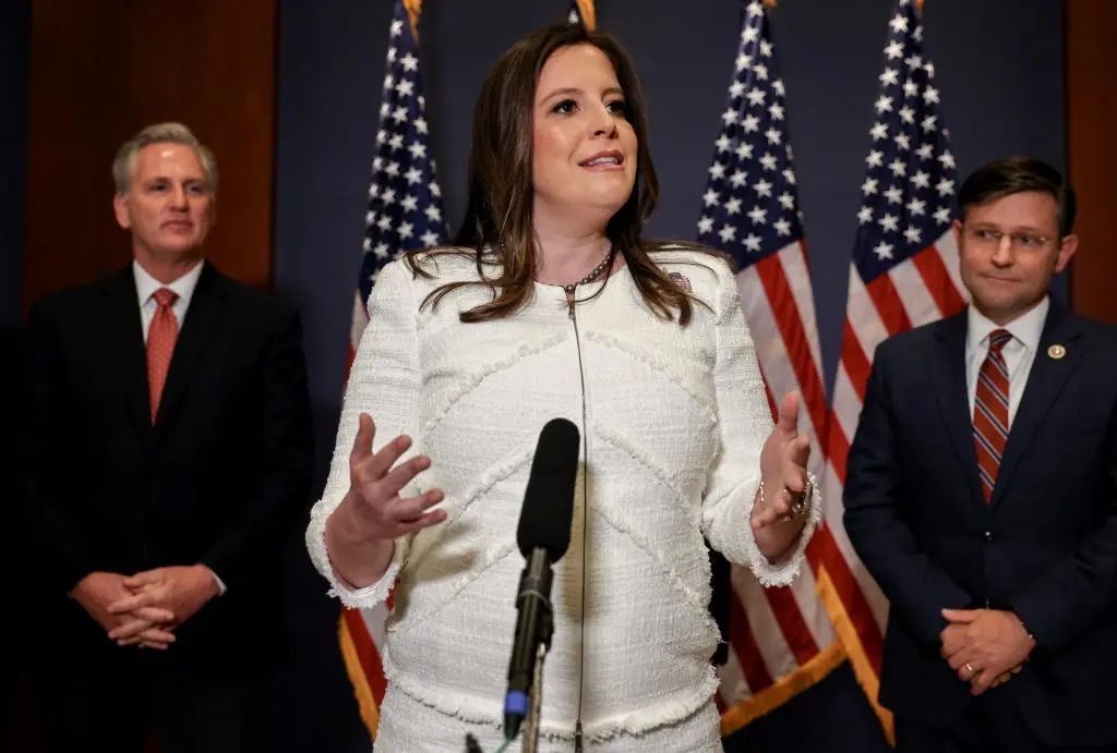 哈佛“硬刚”特朗普政府,约22.6亿美元被冻结!最新...... 哈佛“硬刚”特朗普政府,约22.6亿美元被冻结!最新......