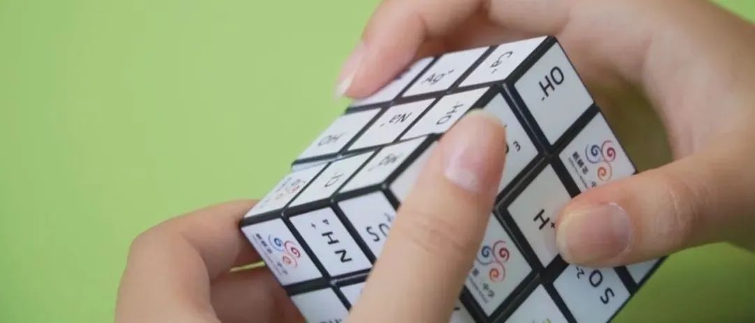 广东一学校初中生天天上课“打麻将”?校长:我安排的 广东一学校初中生天天上课“打麻将”?校长:我安排的