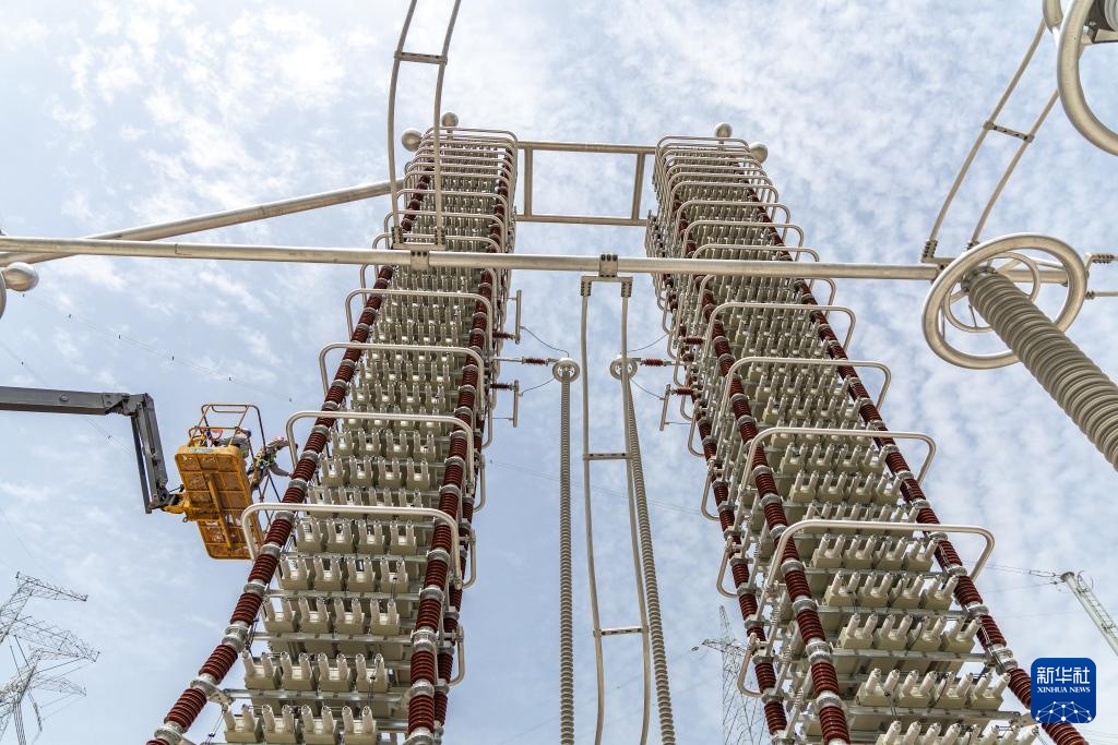 “疆电入渝”特高压工程渝北换流站建设进入攻坚冲刺阶段 “疆电入渝”特高压工程渝北换流站建设进入攻坚冲刺阶段