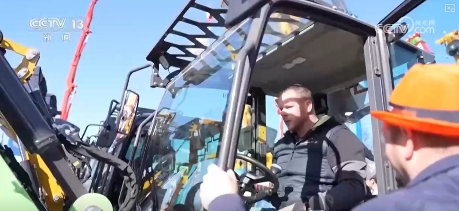 抢购一空！“不确定”里的“确定”和底气 中国制造“大块头”依旧海外畅销火爆