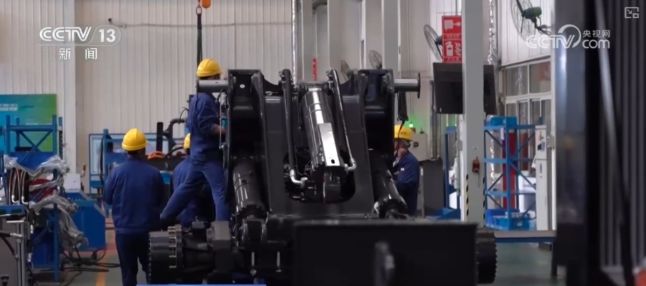 抢购一空！“不确定”里的“确定”和底气 中国制造“大块头”依旧海外畅销火爆