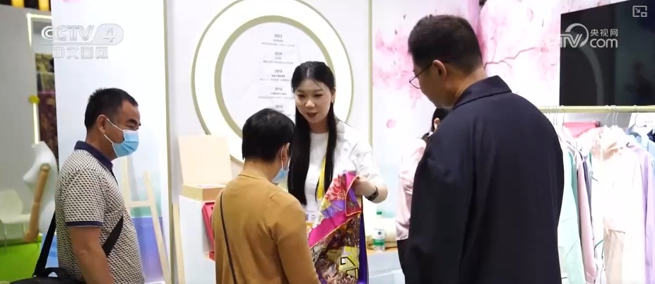 一位难求、积极布局、加大创新 透过关键词观察中国外贸企业拓市场 一位难求、积极布局、加大创新 透过关键词观察中国外贸企业拓市场