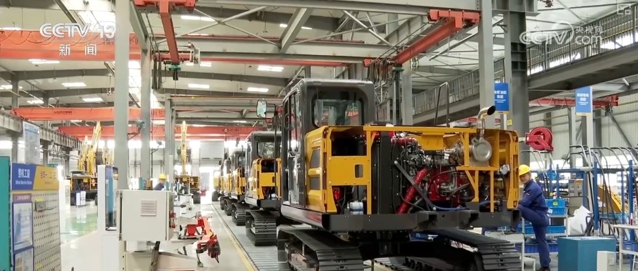 抢购一空！“不确定”里的“确定”和底气 中国制造“大块头”依旧海外畅销火爆