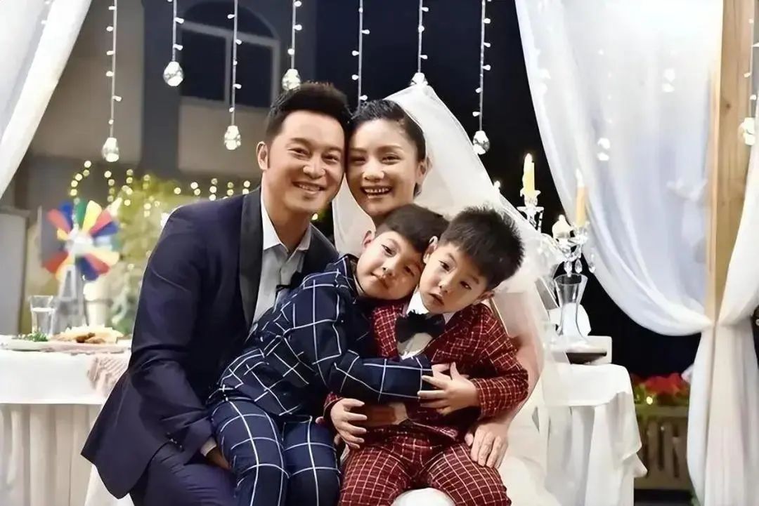 沙溢瘦回“白展堂”:我都能成功,你们也能!透露早上第一件事是…… 沙溢瘦回“白展堂”:我都能成功,你们也能!透露早上第一件事是……