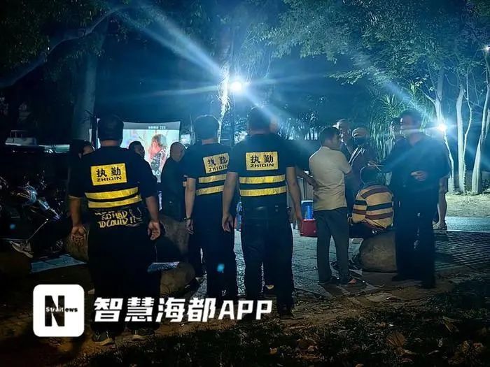 福州一小区居民崩溃:深夜在家还能听到露天KTV“声浪” 福州一小区居民崩溃:深夜在家还能听到露天KTV“声浪”