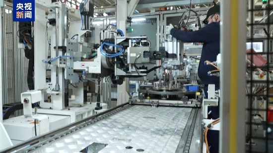 日本专家:美国关税政策破坏全球贸易和供应链稳定 日本专家:美国关税政策破坏全球贸易和供应链稳定