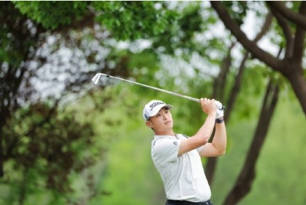 高尔夫中国公开赛首轮 白政恺领跑中国军团