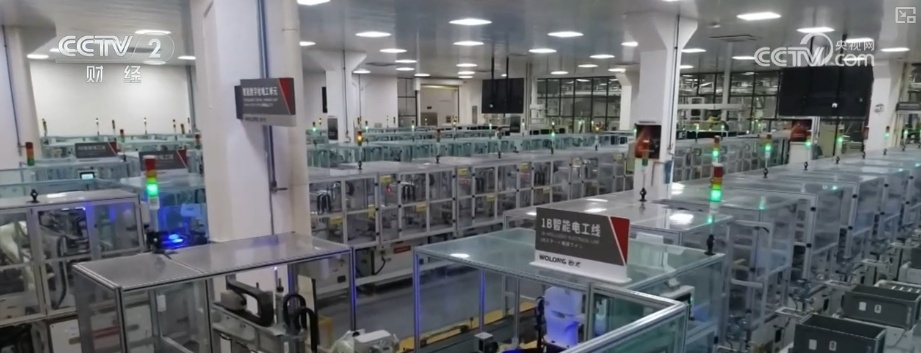 2.6万亿元、12.5万亿元、6.5%,数据支撑信心!中国为全球产业链供应链注入确定性 2.6万亿元、12.5万亿元、6.5%,数据支撑信心!中国为全球产业链供应链注入确定性