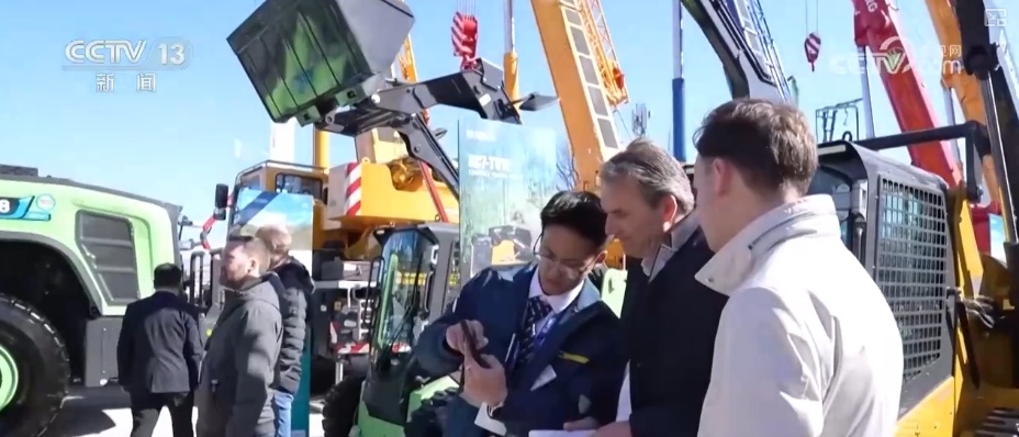 抢购一空！“不确定”里的“确定”和底气 中国制造“大块头”依旧海外畅销火爆