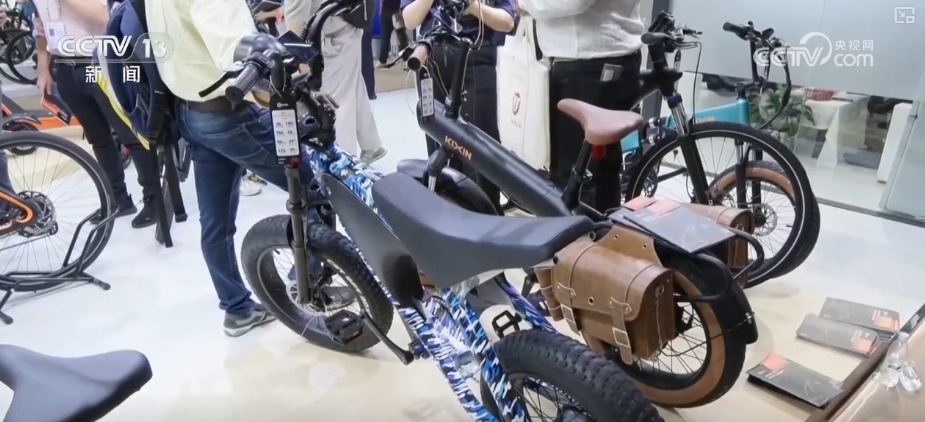 中国制造“逐绿向新”收获实打实订单 自主品牌产品出口规模逐年增长