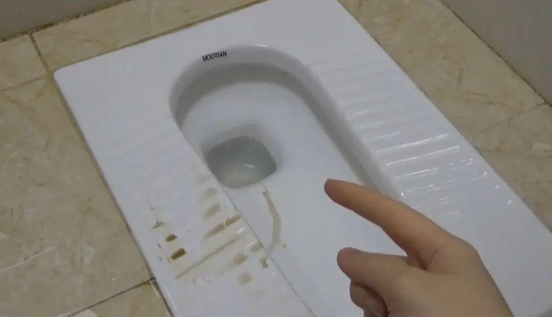 生姜加食盐混在一起，作用真厉害