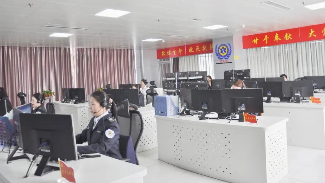 “教科书式”指导！120调度员370秒救回窒息婴儿