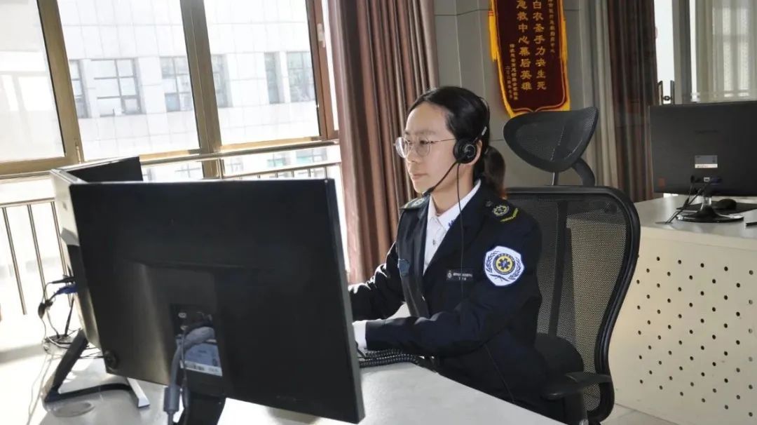 “教科书式”指导！120调度员370秒救回窒息婴儿