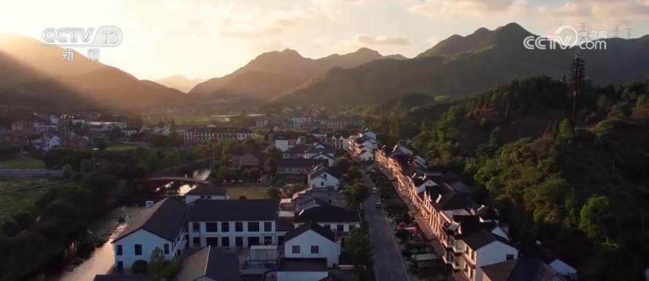 恐龙IP、“萤火虫+”……各地“花式揽客”点燃消费热情