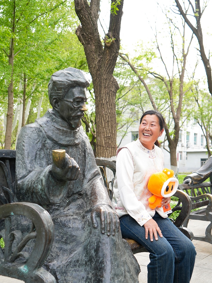 “沂蒙二姐”,“圆梦”大学校园! “沂蒙二姐”,“圆梦”大学校园!