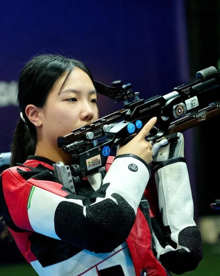 祝贺！18岁中国女孩，破3个世界纪录！