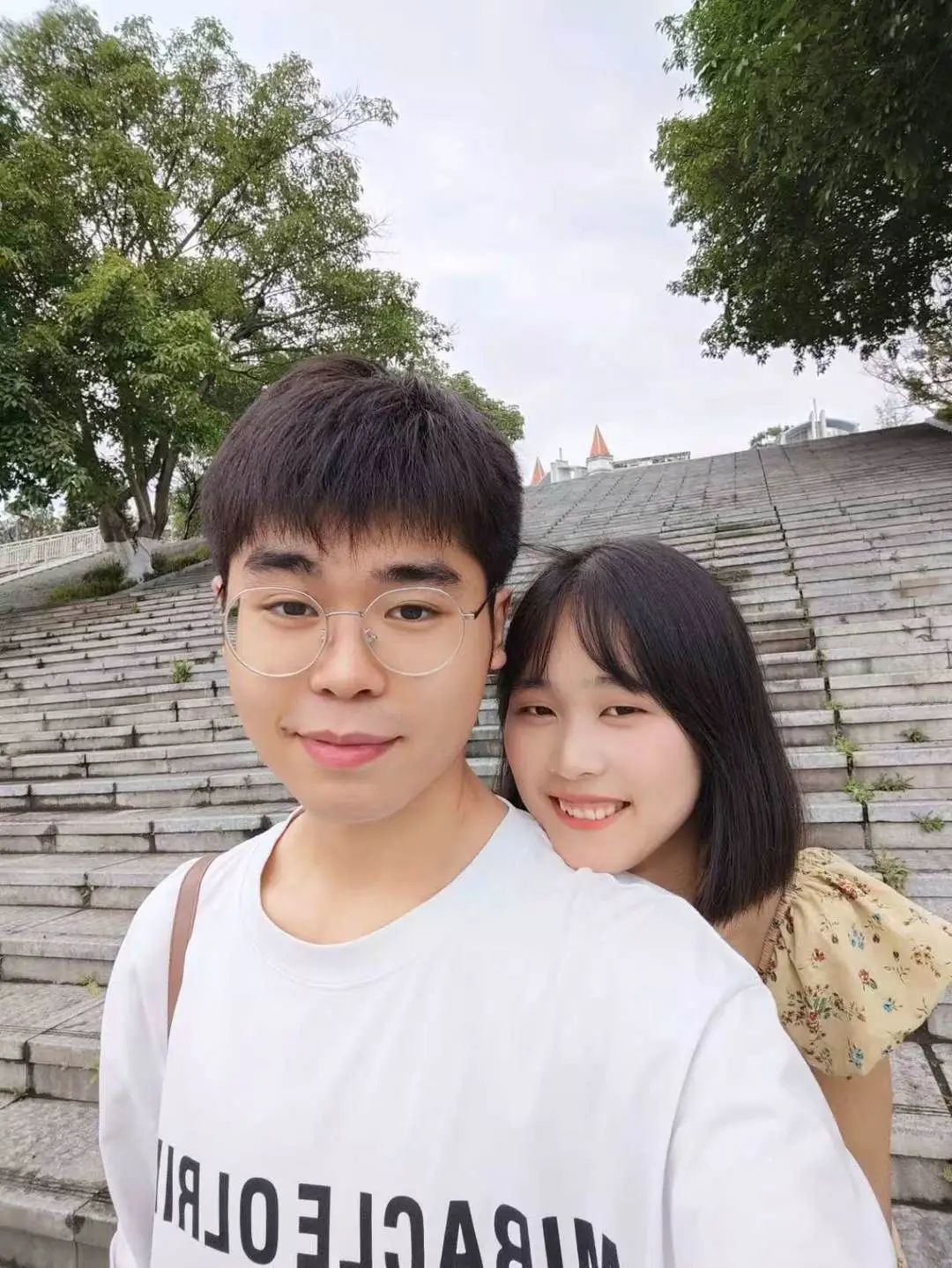 携手考研，相爱相“杀”！情侣双双闯进同一大学同一专业，全国只招22人