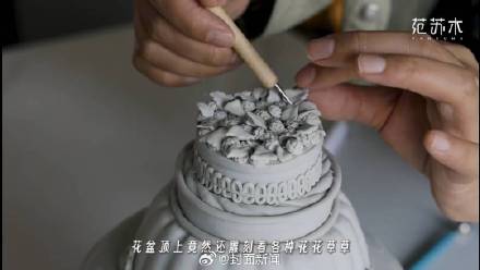 女生用巧克力复原圆明园海晏堂 女生用巧克力复原圆明园海晏堂
