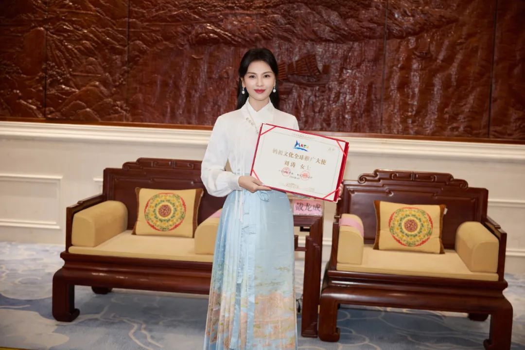 演员刘涛，官宣新身份！