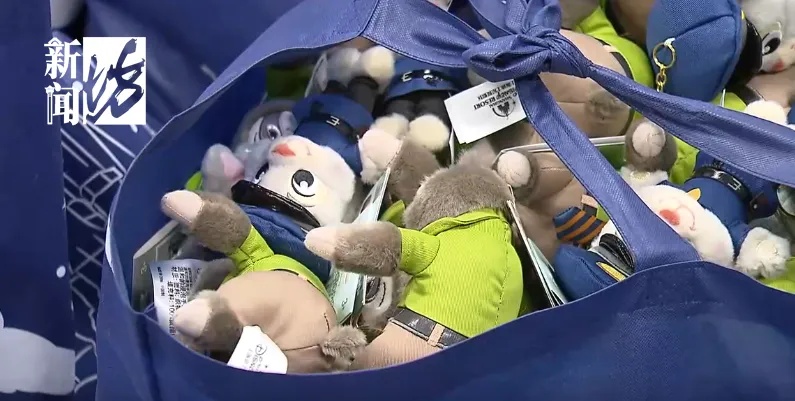 太猖狂！7名玩具大盗，被抓捕归案！