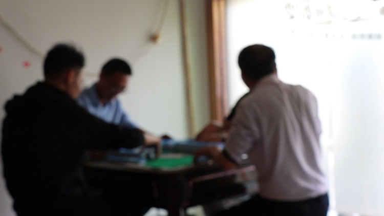 喝下含“赌博粉”的酒，近20万元没了！