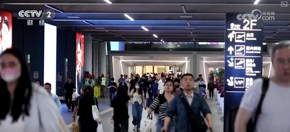 “经深飞”服务升级打造出行新体验 “港人北上”旅游消费人气旺