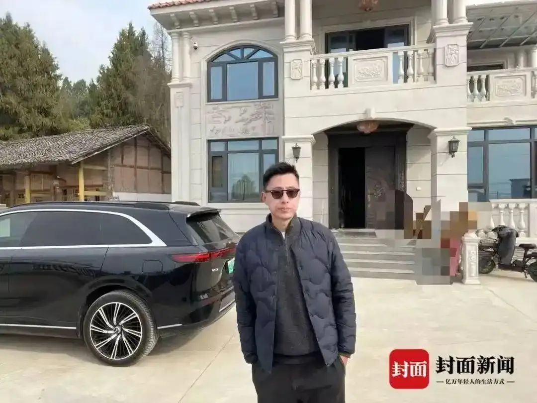 90后小伙儿搬砖9年攒200万元！