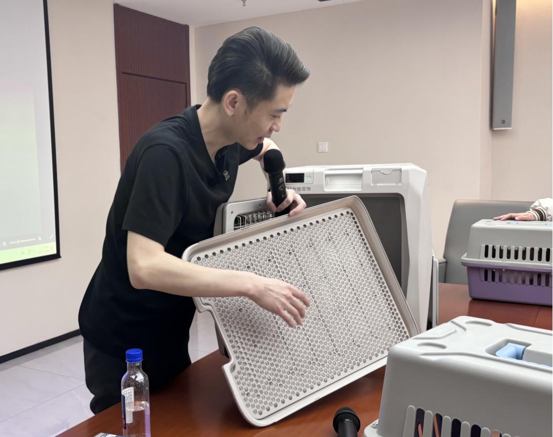 事关萌宠出行！高铁专用宠物运输箱大揭秘
