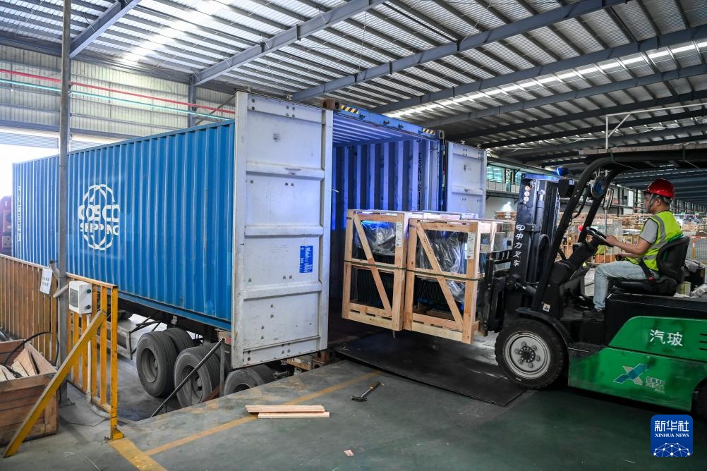 西部陆海新通道推动玻璃产业串珠成链