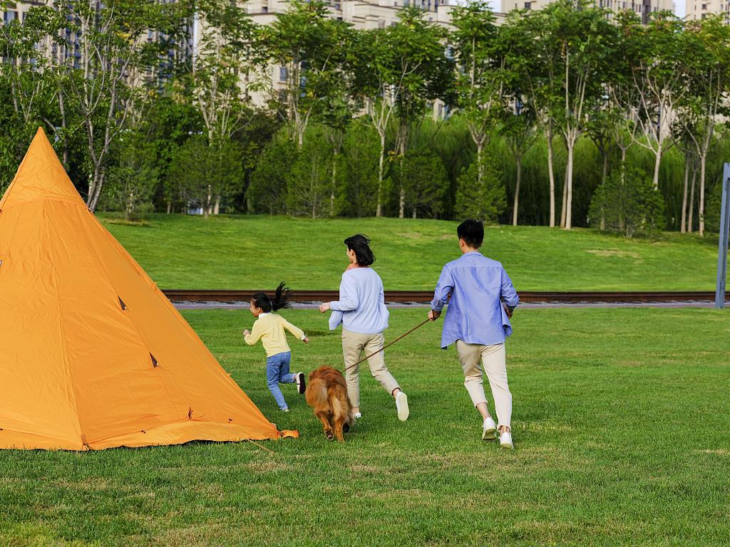 多地景区推出“一张门票游3天” 门票经济如何向产业经济转型？