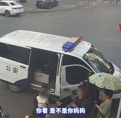 用爱守护童真！“小羊角辫”走失的22分钟里，整座城市都在当“妈妈”