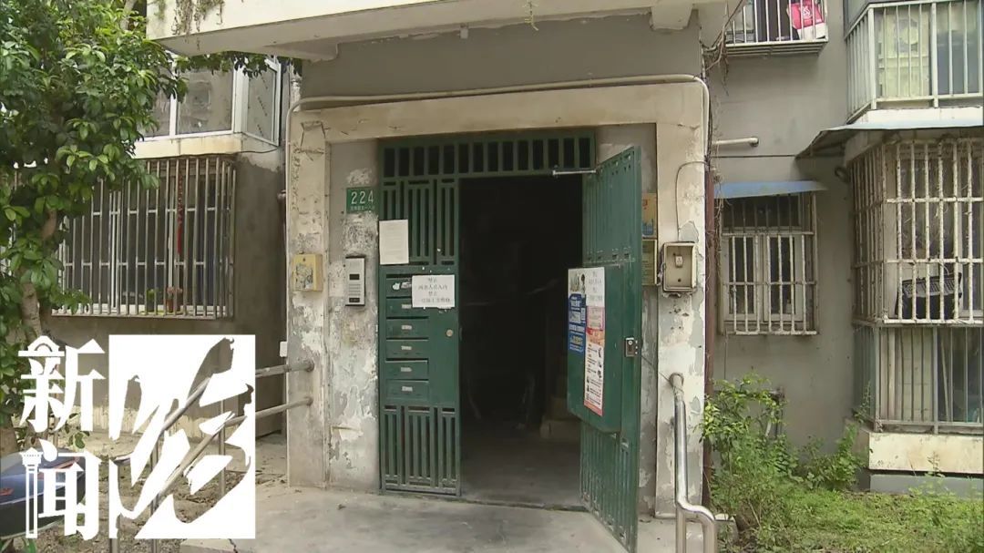 揪心！上海夫妻逃生中重度烧伤，性命垂危…百万治疗费谁来担责
