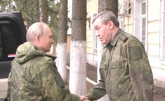 普京释放对话信号 泽连斯基敲定四方会谈