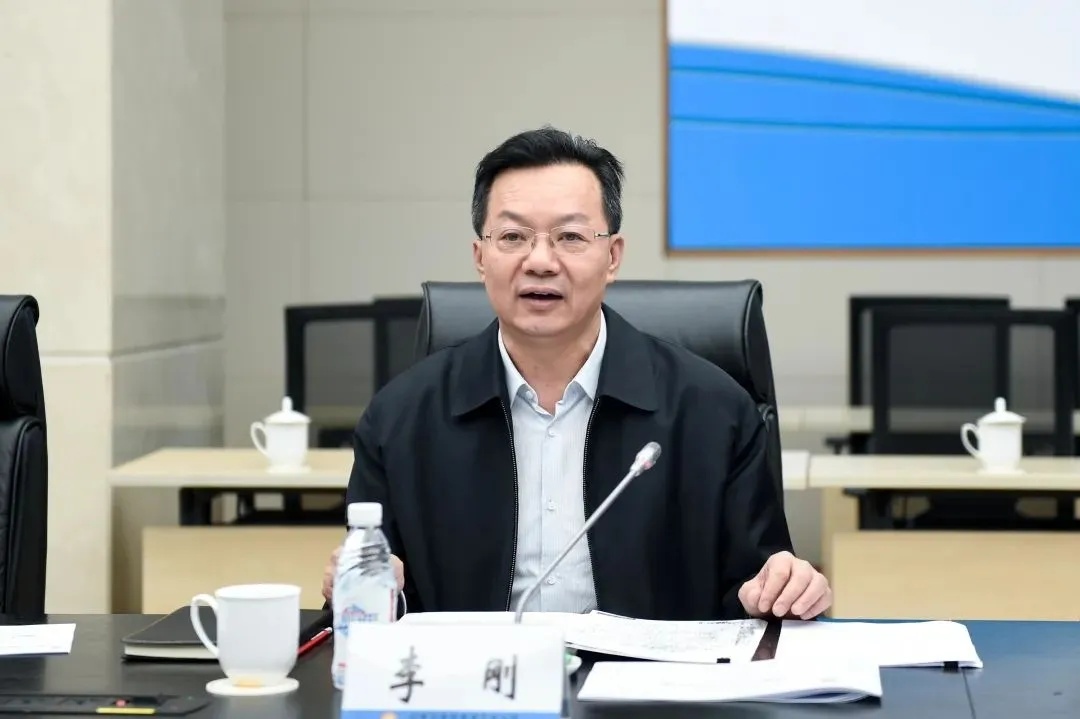 中央纪委国家监委驻中央组织部纪检监察组原组长李刚,被逮捕 中央纪委国家监委驻中央组织部纪检监察组原组长李刚,被逮捕