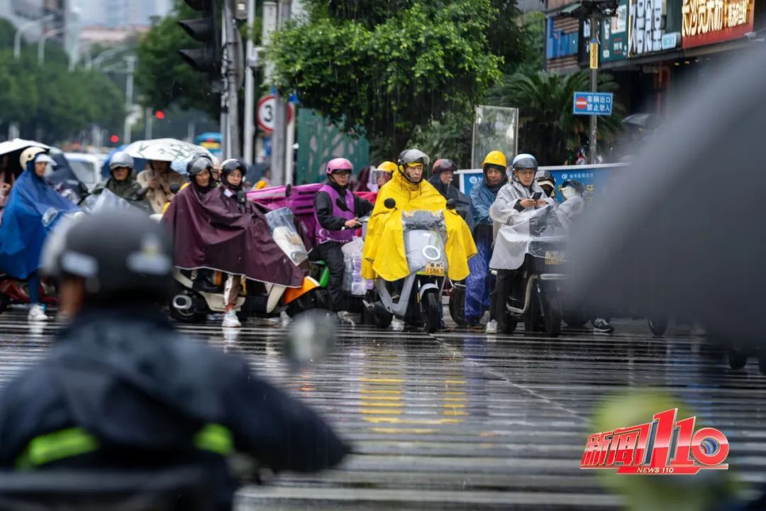 太刺激！直冲37.7℃！然后一秒天黑！福州人下班快回家！