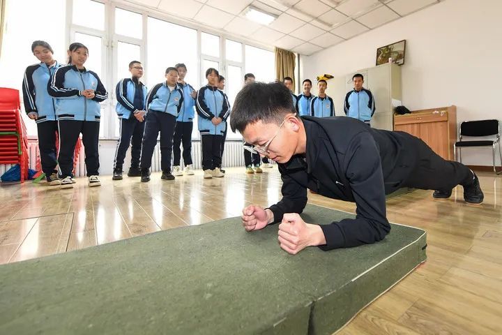 分享三种“降压运动”！不是跑步、走路