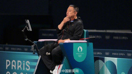 刘国梁辞去乒协主席