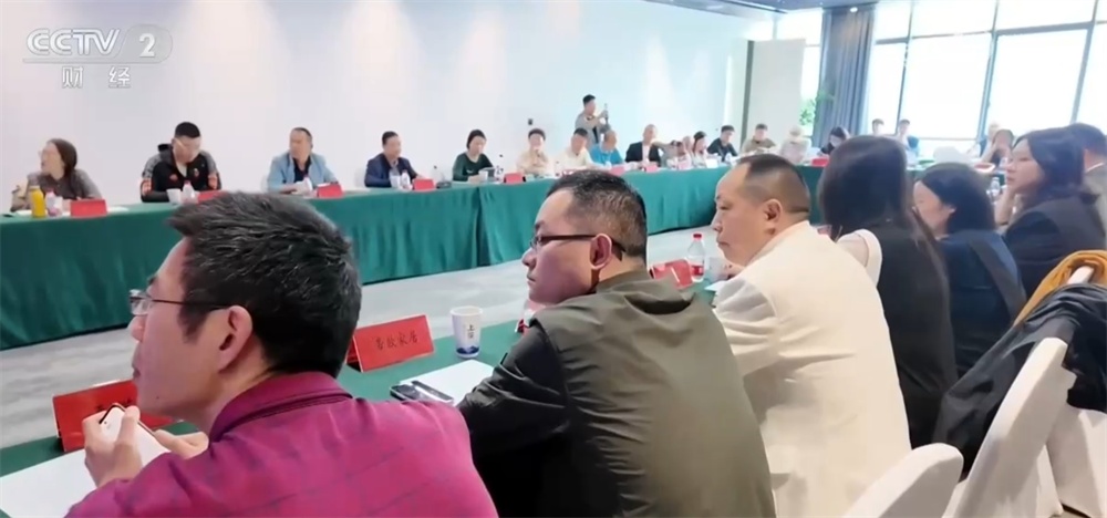 开拓新兴市场+拓展内销市场 外贸企业提振“出海”、发展信心 开拓新兴市场+拓展内销市场 外贸企业提振“出海”、发展信心