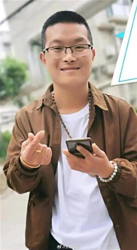 3天内相继离世 39岁网红去世前一直忙前妻后事