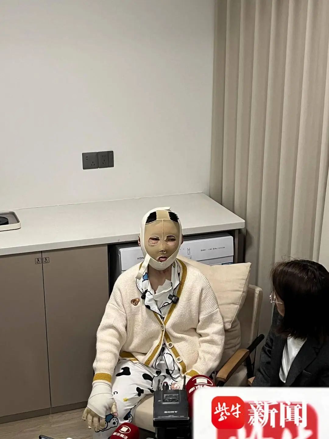 分手后反复纠缠，女孩被前男友泼汽油烧伤致残，男方二审当庭翻供！