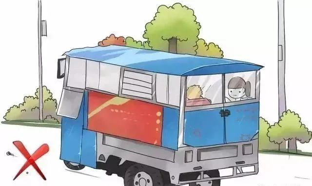 纯纯“铁笼子”！用它接送学生，查了