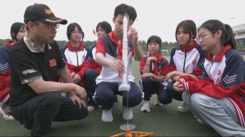 江西新余：航天科普进校园 点亮少儿航天梦