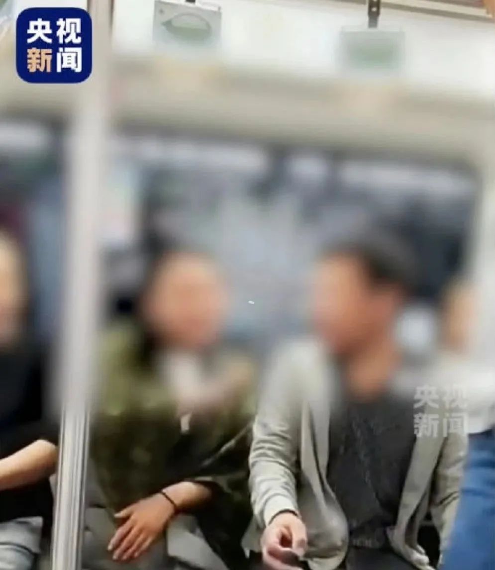 “并不觉得做了多么值得骄傲的事！"北京地铁挺身而出女孩本人发声